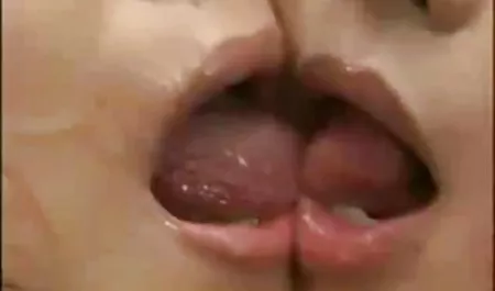 வீடியோ - குழு ஆபாச வீடியோக்கள் இலவசமாக இல்லை