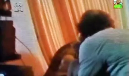அதில் செக்ஸ் வீடியோக்களை பார்க்க இலவச