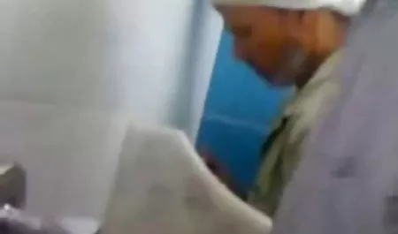போலி ஓட்டுநர் பள்ளி 2 ஆபாச வீடியோக்கள் ரெட்ரோ மாணவர்களின் சூடான இருக்கை செக்ஸ்